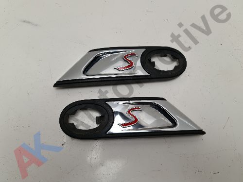 MINI COOPER S R55 R56 R57 PAIR OF SIDE REPEATER INDICATOR SCUTTLE TRIMS