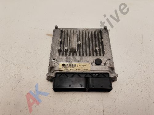 Mercedes A B Class W176 W246 11-18 Engine ECU 2.1 Diesel CDI