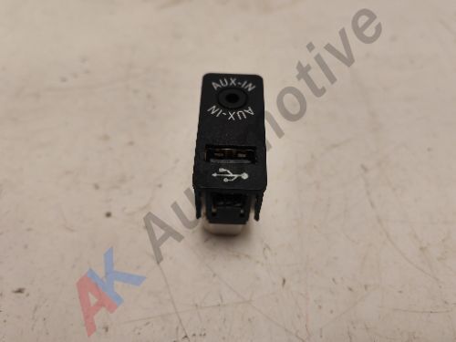 BMW Mini USB Aux-in Input Socket R55 R56 R57 R58 R59 R60 F56