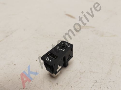 BMW Mini USB Aux-in Input Socket R55 R56 R57 R58 R59 R60 F56