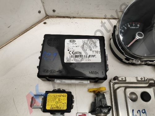 Kia Picanto MK2 14-18 Complete Engine ECU Lock Set Clocks 1.0 G3LA
